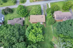 200 Rampey St, Easley, SC 29640 - Photo 35