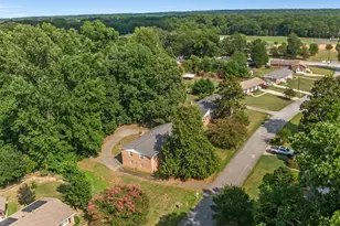 8 Dickens Ln, Taylors, SC 29687 - Photo 35
