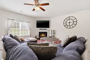 113 Hartwood Lake Ln, Greer, SC 29650 - Photo 3