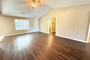 621 Chloe Faith Ct, Duncan, SC 29334 - Photo 3