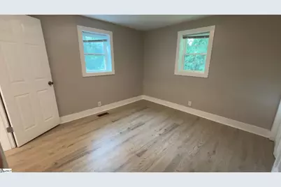 148 Loop Street, Wellford, SC 29385 - Photo 9