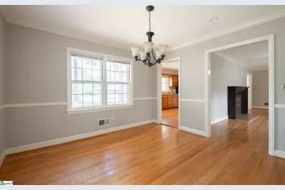 517 Dellwood Drive, Greenville, SC 29609 - Photo 9