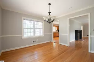 517 Dellwood Dr, Greenville, SC 29609 - Photo 9