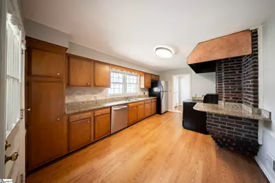 517 Dellwood Drive, Greenville, SC 29609 - Photo 5