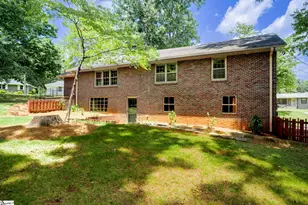 517 Dellwood Dr, Greenville, SC 29609 - Photo 33