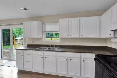 3160 Milam Road, Clinton, SC 29325 - Photo 9