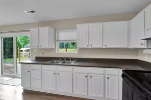 3160 Milam Rd, Clinton, SC 29325 - Photo 9