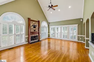 724 W Tara Ln, Duncan, SC 29334 - Photo 9