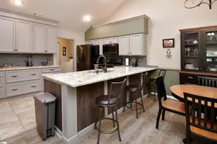 1703 Heritage Club Dr, Greenville, SC 29615 - Photo 11