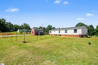 208 Sassafras Drive, Laurens, SC 29360 - Photo 27