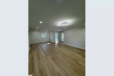 401 Thompson Street, Gaffney, SC 29340 - Photo 7
