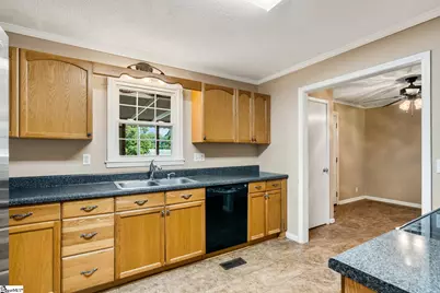 105 Lee Drive, Williamston, SC 29697 - Photo 13