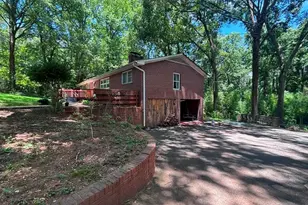 230 N Catherine St, Pickens, SC 29671 - Photo 3