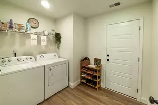 148 Hurst Ave, Anderson, SC 29625 - Photo 11