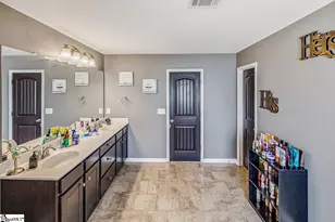 207 Kings Heath Ln, Simpsonville, SC 29680 - Photo 11