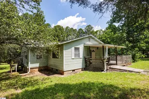 329 Berry Rd, Pelzer, SC 29669 - Photo 5