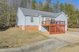 84 Benson Rd, Travelers Rest, SC 29690 - Photo 3