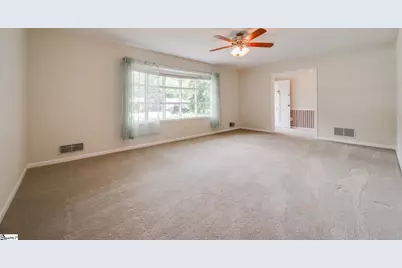 217 Navaho Drive, Spartanburg, SC 29301 - Photo 9