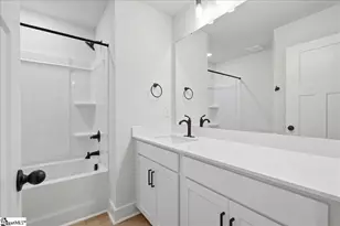 24 Shoemaker Rd, Greenville, SC 29617 - Photo 23