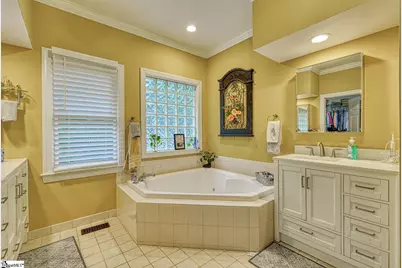 335 Hillcove Point, Wellford, SC 29385 - Photo 25