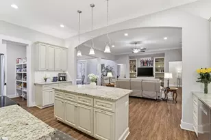 555 Riverstead Dr, Marietta, SC 29661 - Photo 11