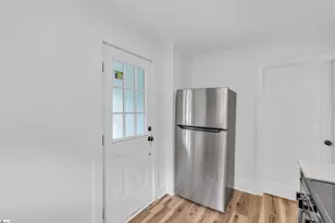 126 E Wilburn Ave, Greenville, SC 29611 - Photo 7
