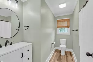 126 E Wilburn Ave, Greenville, SC 29611 - Photo 11