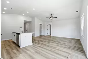 442 W Claywalk Rd, Woodruff, SC 29388 - Photo 5