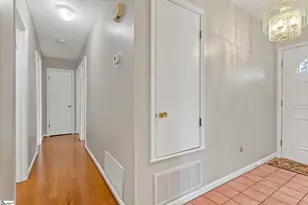 206 Aberdeen Ln, Spartanburg, SC 29307 - Photo 13