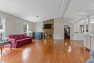 206 Aberdeen Ln, Spartanburg, SC 29307 - Photo 5