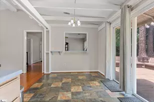 206 Aberdeen Ln, Spartanburg, SC 29307 - Photo 9