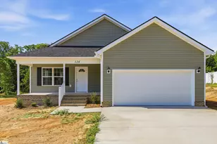 124 Laura Jane Ln, Gray Court, SC 29645 - Photo 1