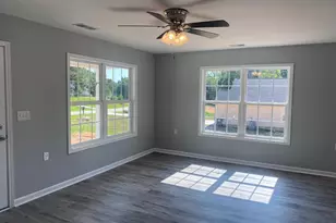 124 Laura Jane Ln, Gray Court, SC 29645 - Photo 5