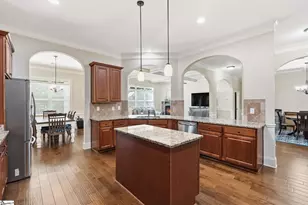 425 Castleford Pl, Simpsonville, SC 29681 - Photo 5