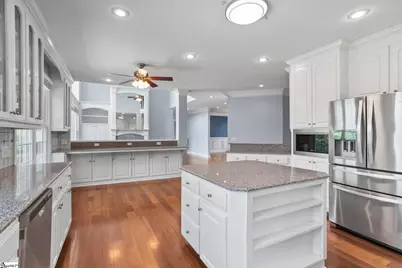 865 E Heathland Drive, Inman, SC 29349 - Photo 9
