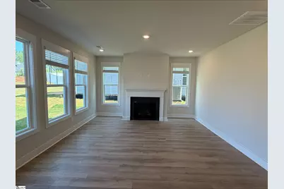 1010 Fox Hollow Street, Spartanburg, SC 29303 - Photo 5