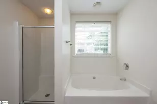 521 Carey Dr, Greer, SC 29651 - Photo 19