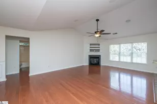 521 Carey Dr, Greer, SC 29651 - Photo 7