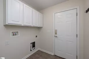 521 Carey Dr, Greer, SC 29651 - Photo 15