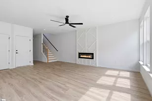 201 Earl St, Greer, SC 29651 - Photo 5