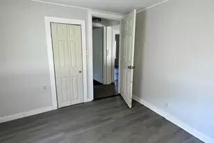 201 Hunters Ct, Laurens, SC 29360 - Photo 11