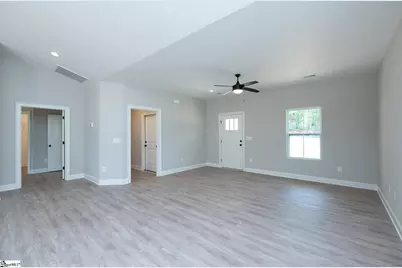 486 Hellams Road, Gray Court, SC 29645 - Photo 5