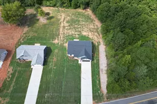 486 Hellams Rd, Gray Court, SC 29645 - Photo 3