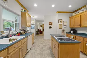 601 Stallings Rd, Taylors, SC 29687 - Photo 11