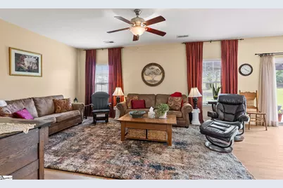 105 Mercer Drive, Simpsonville, SC 29681 - Photo 3