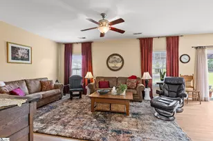 105 Mercer Dr, Simpsonville, SC 29681 - Photo 3