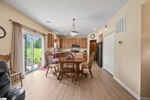 105 Mercer Dr, Simpsonville, SC 29681 - Photo 7