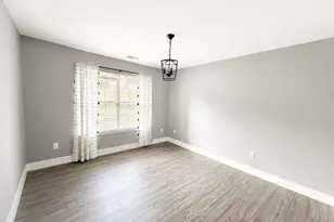 449 Abberly Ln, Boiling Springs, SC 29316 - Photo 9