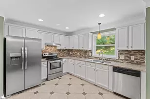 104 Pinonwood Ct, Simpsonville, SC 29680 - Photo 7