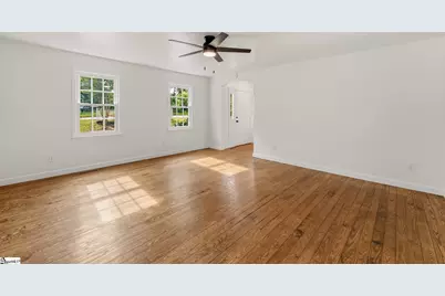 703 Mertie Drive, Seneca, SC 29678 - Photo 7